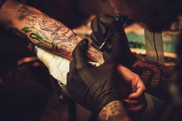 L'art ancestral du tatouage : Evolution et tendances actuelles à Nice