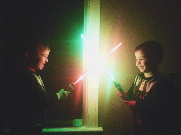 Profiter du meilleur du sabre laser : astuces pour réussir l'achat