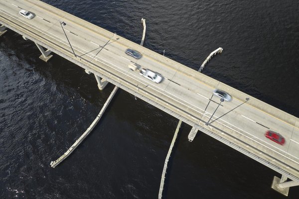 Quelles sont les différentes caractéristiques des colliers mala faits main ?