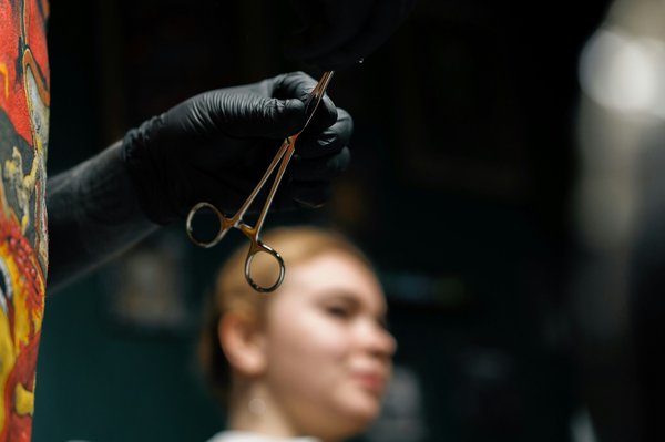 Acheter piercing téton homme : une tendance en pleine ascension